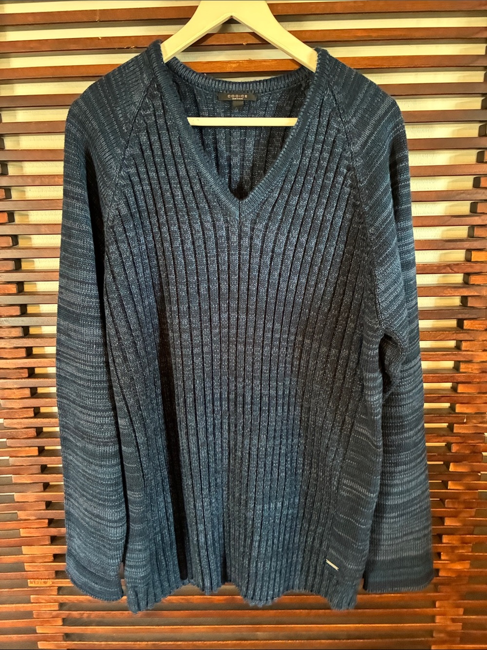 🎉NEW LISTING!🎉Codice Italian Men's Ribbed V-Neck Sweater in Dark Blue